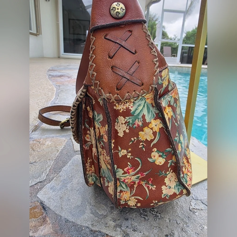 Patricia Nash Leather Sophia Hobo Vintage Botanical Print Bag